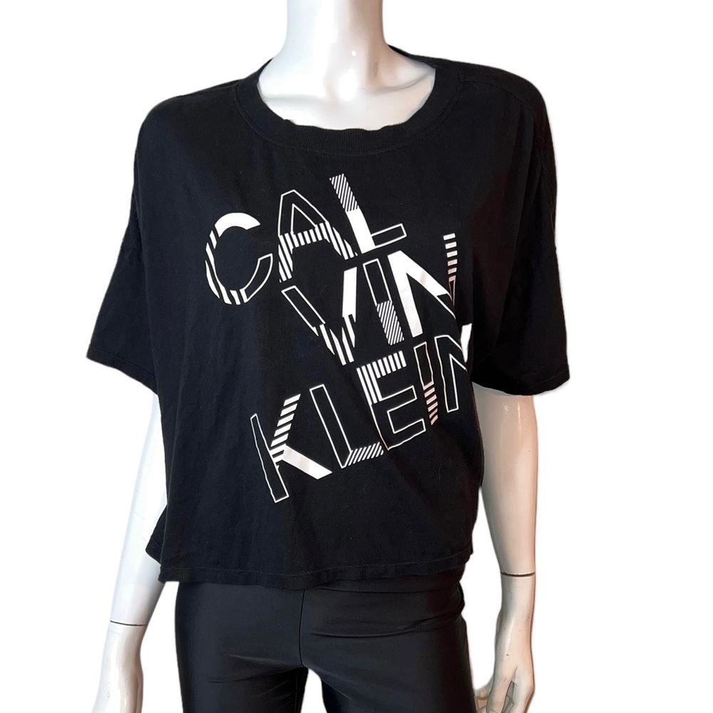 4/$24 Calvin Klein Performance Wide Fit Short Sleeve Black & Silver Tee Shirt